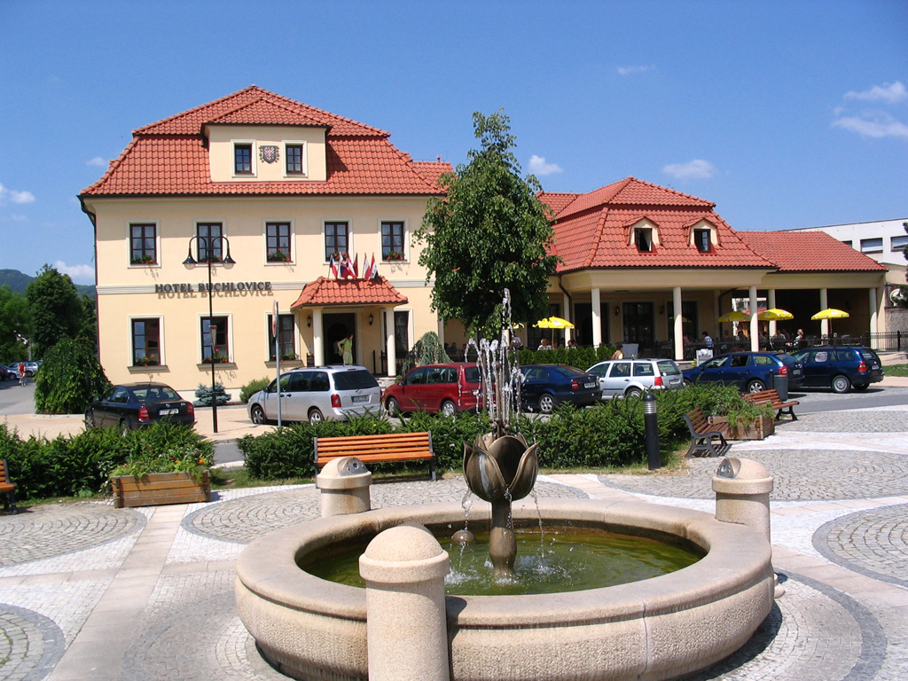 rynek v Buchlovicích.jpg